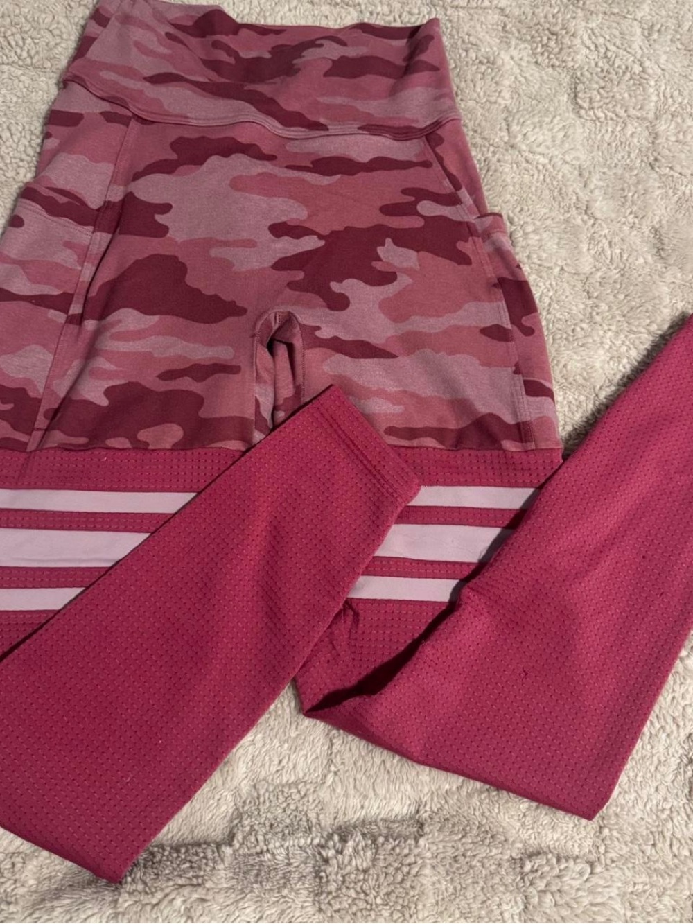 Bombshell Sportswear Hibiscus Camo Leggings